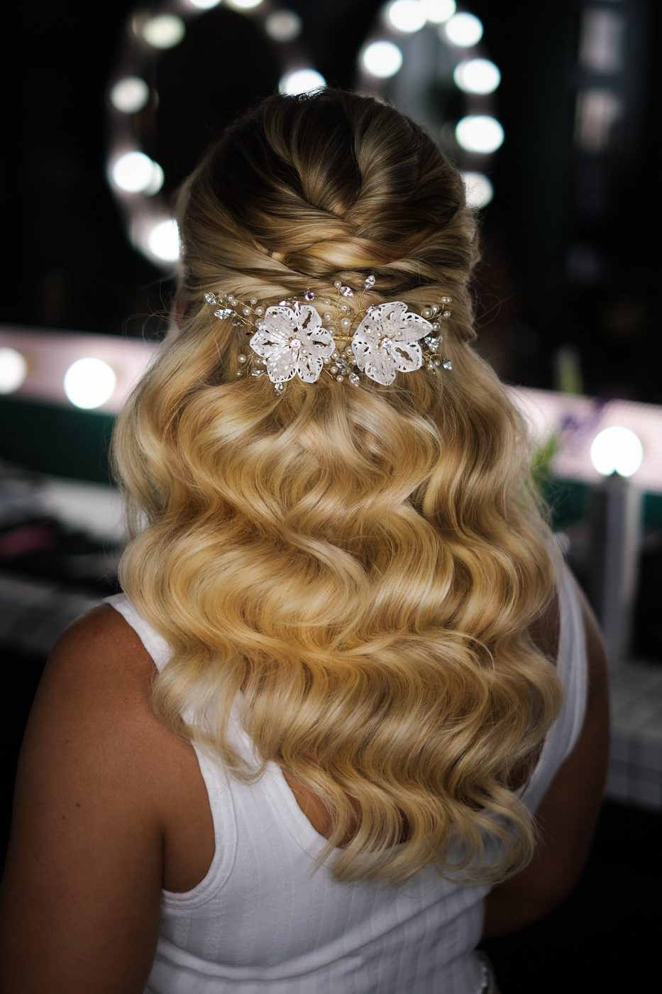 Bridal hairstyle by Nikoleta Makeup & Team, photo 35