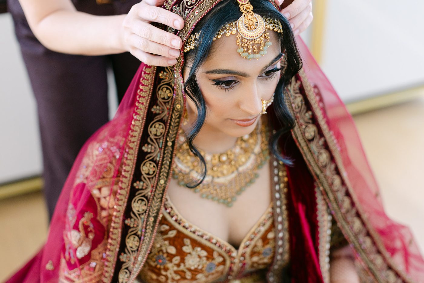 Indian bridal hair and makeup by Nikoleta Makeup & Team, photo 17